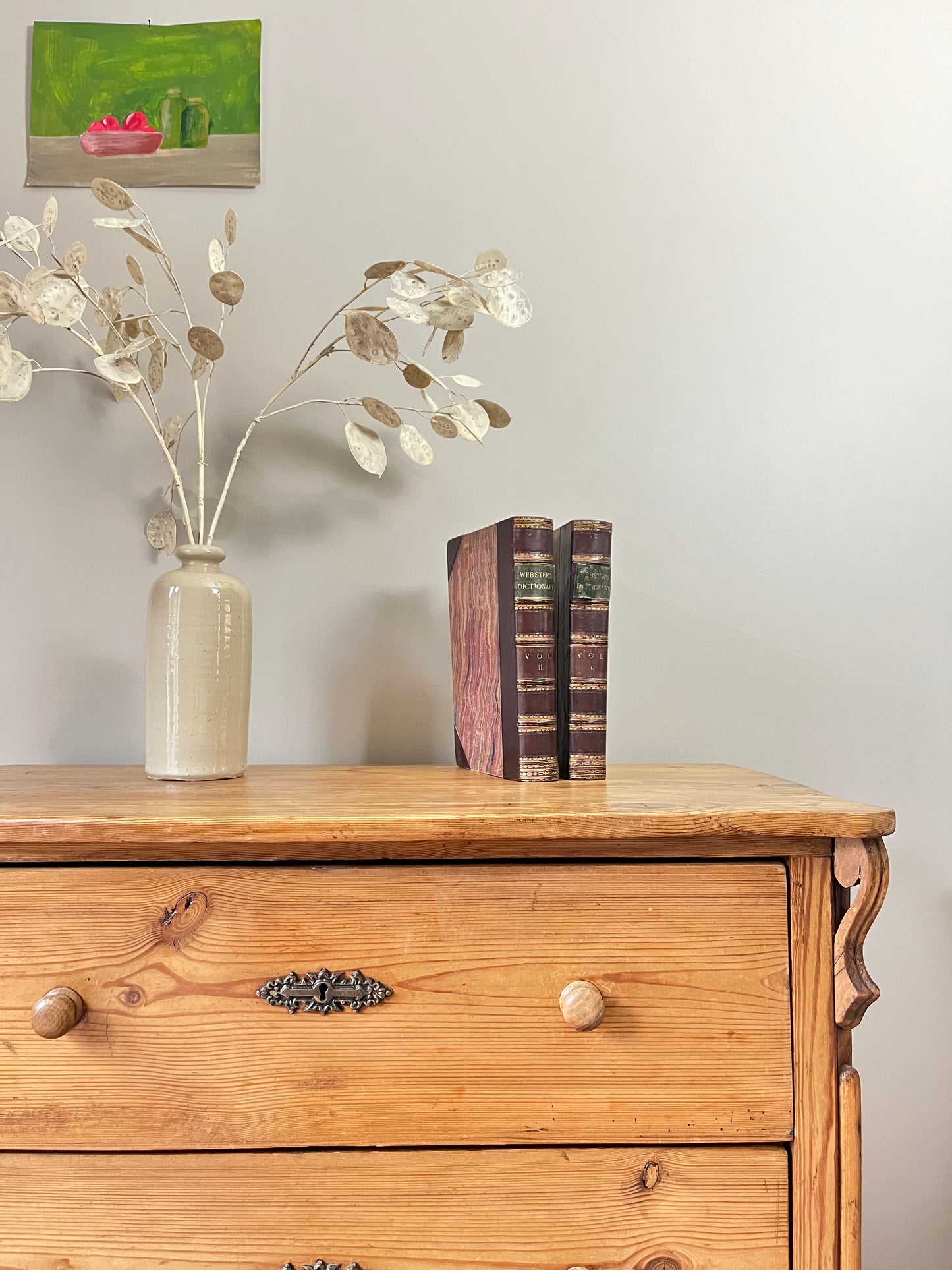 Continental Pine Chest of Drawers.