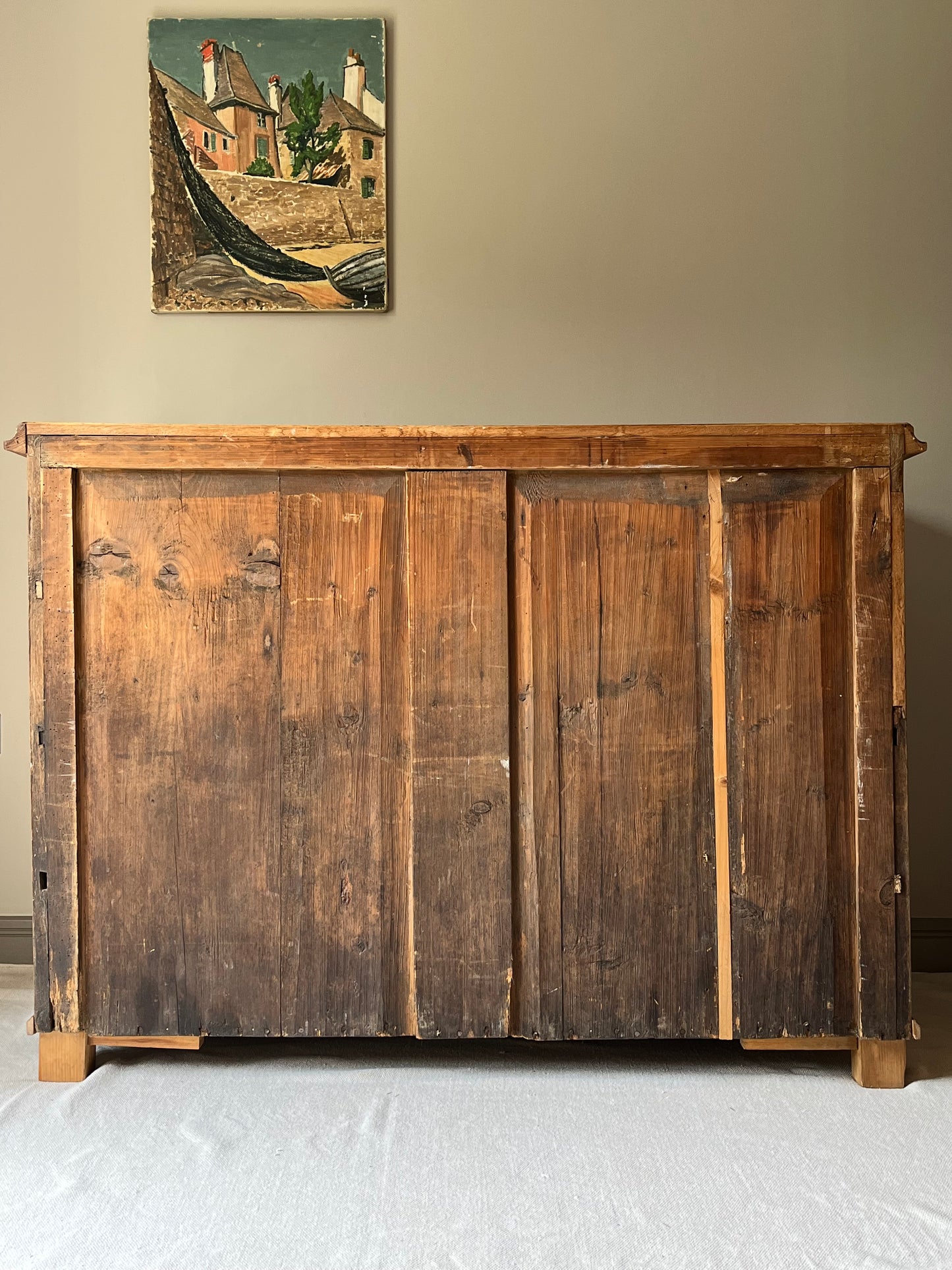 Continental Oak Chest of Drawers.