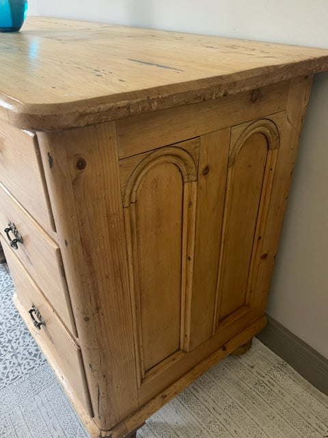 Country Pine Sideboard.