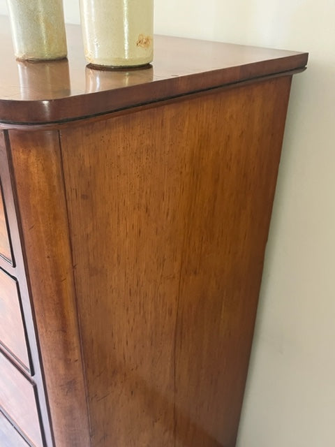 Mahogany Chest of Drawers.