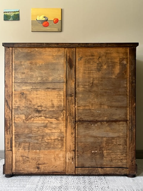 Mahogany Chest of Drawers.