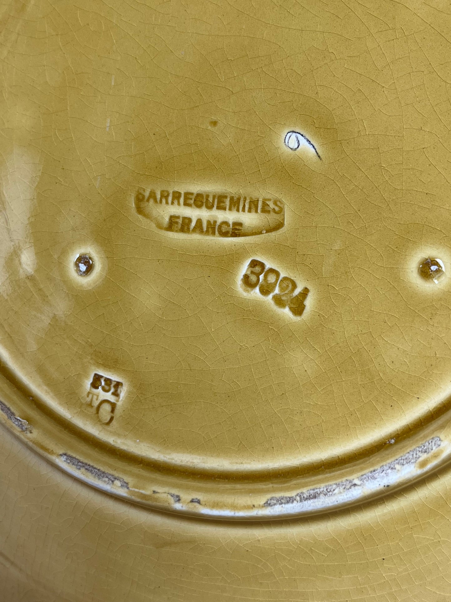 Sarregumines Majolica Plate.
