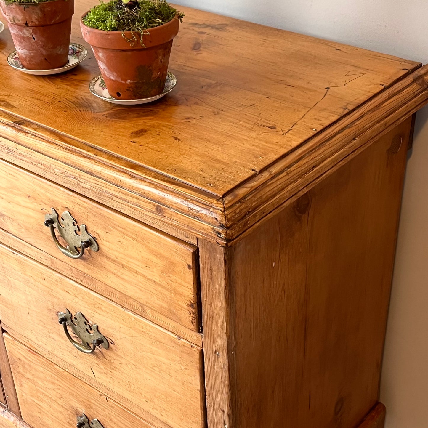 Country Pine Dresser Base