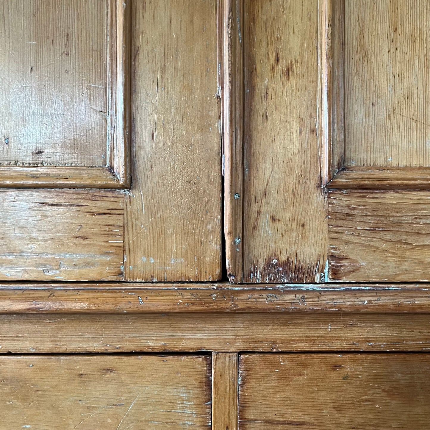 Pine Linen Press.
