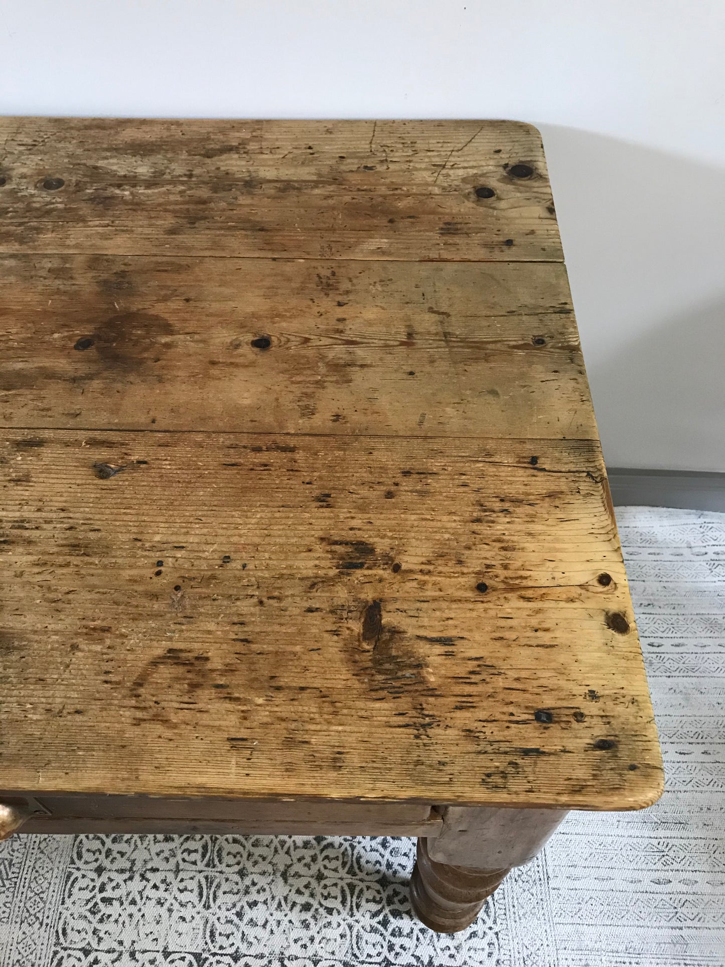 Country Pine Table.