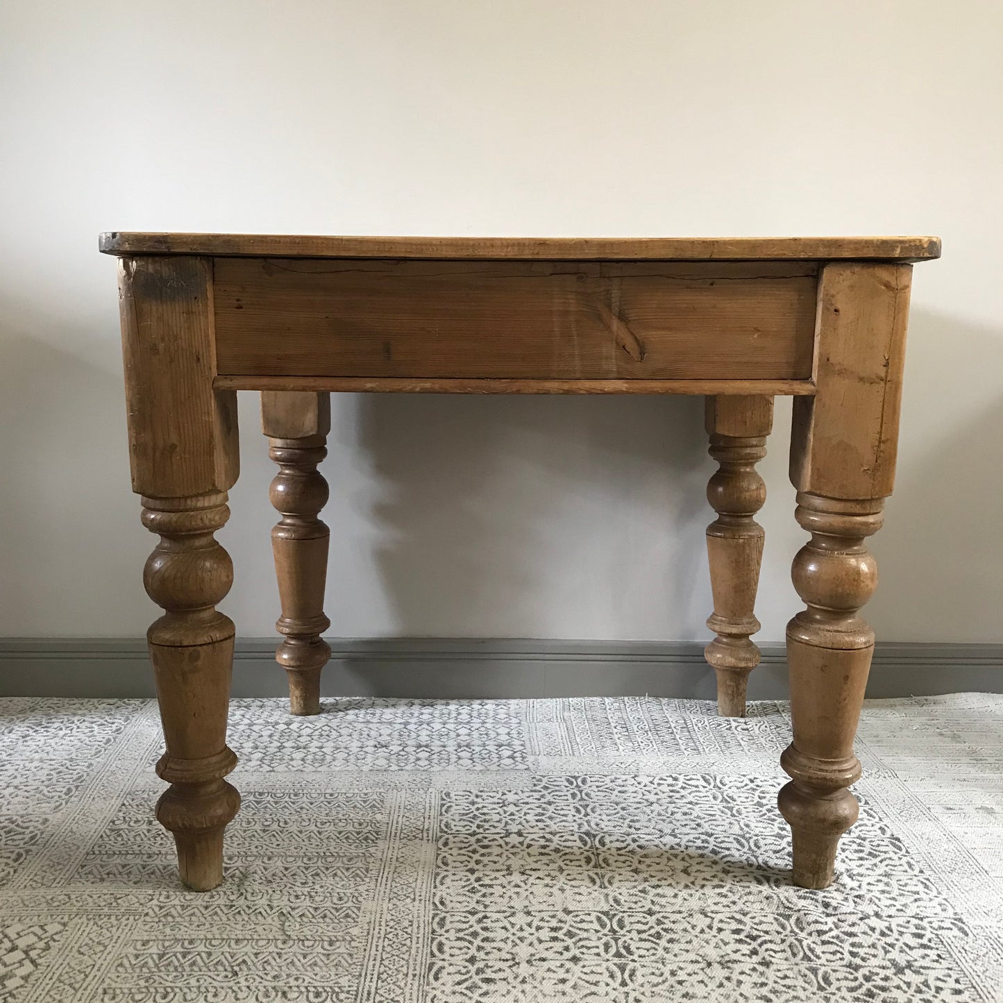 Country Pine Table.
