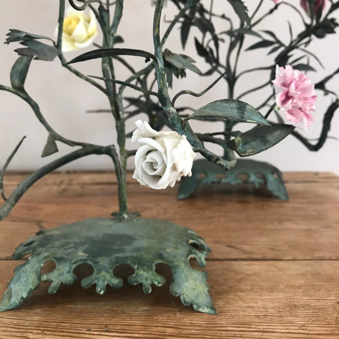 Toleware Flowers.