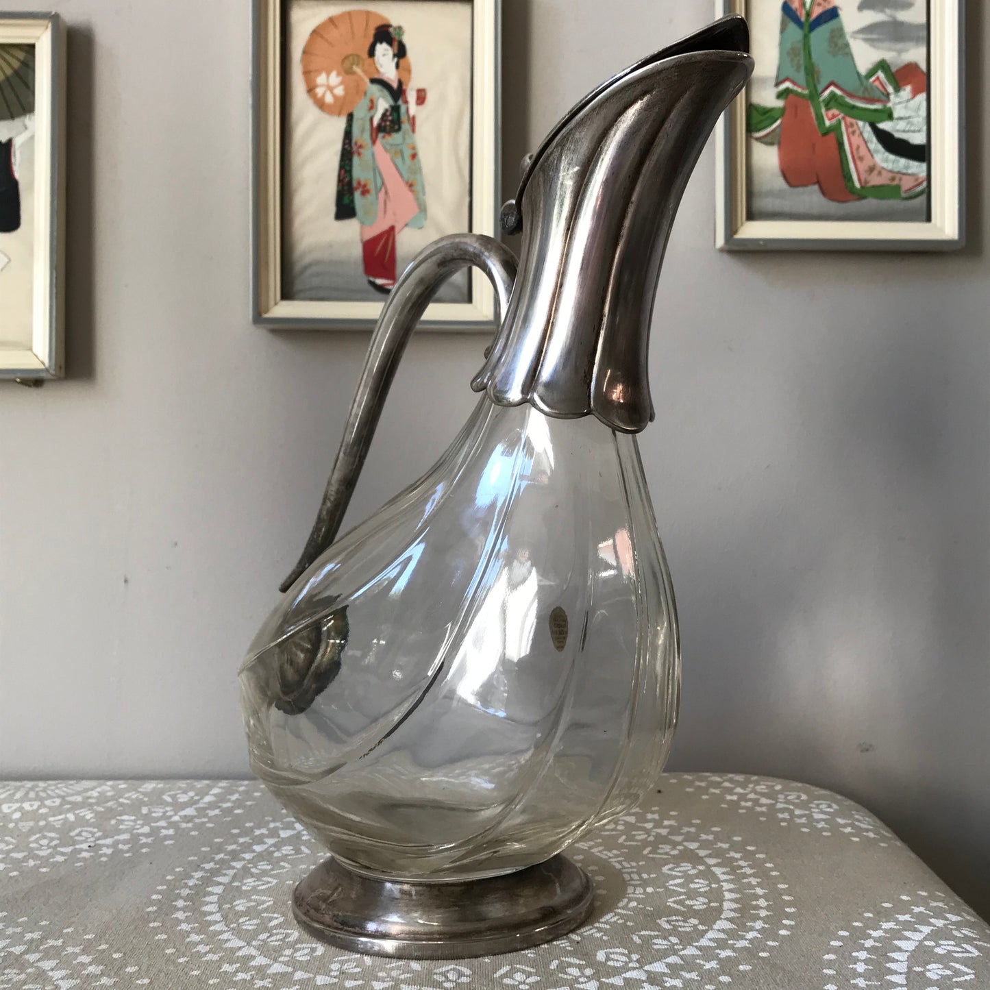 Italian Wine Pourer.