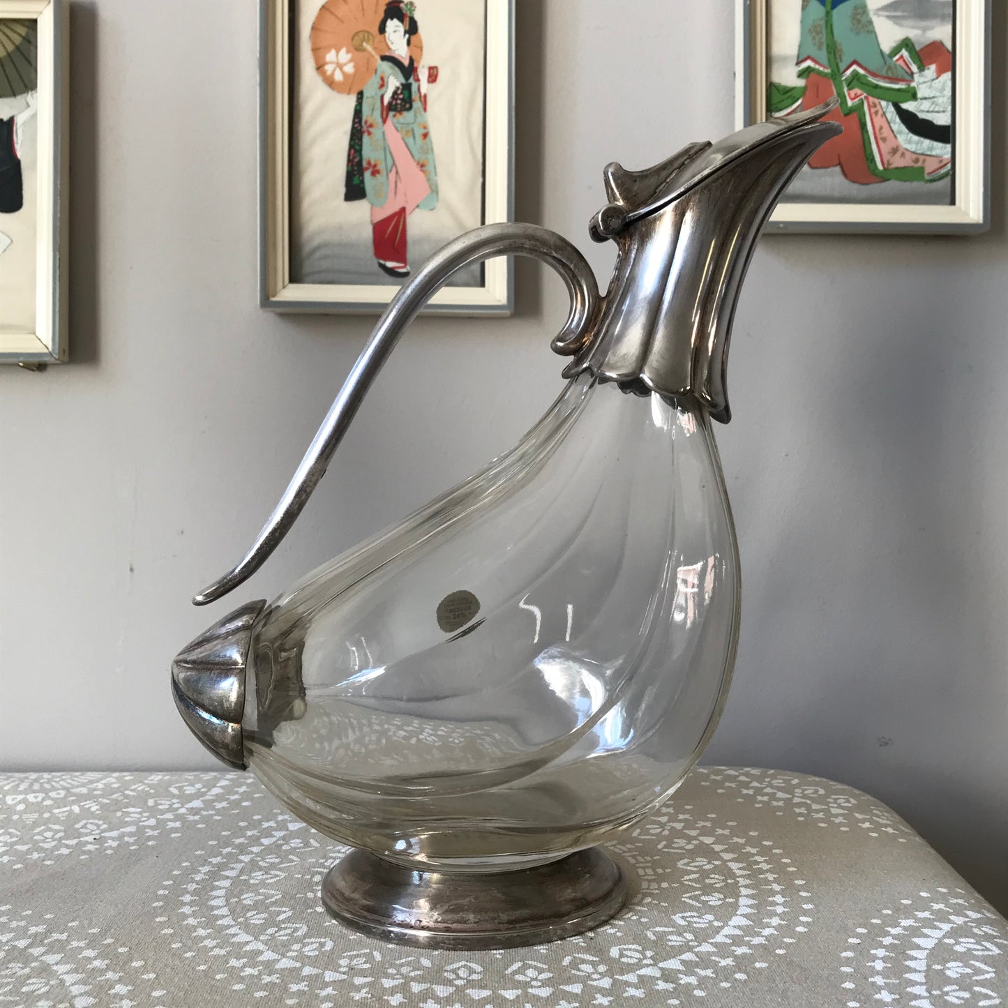 Italian Wine Pourer.
