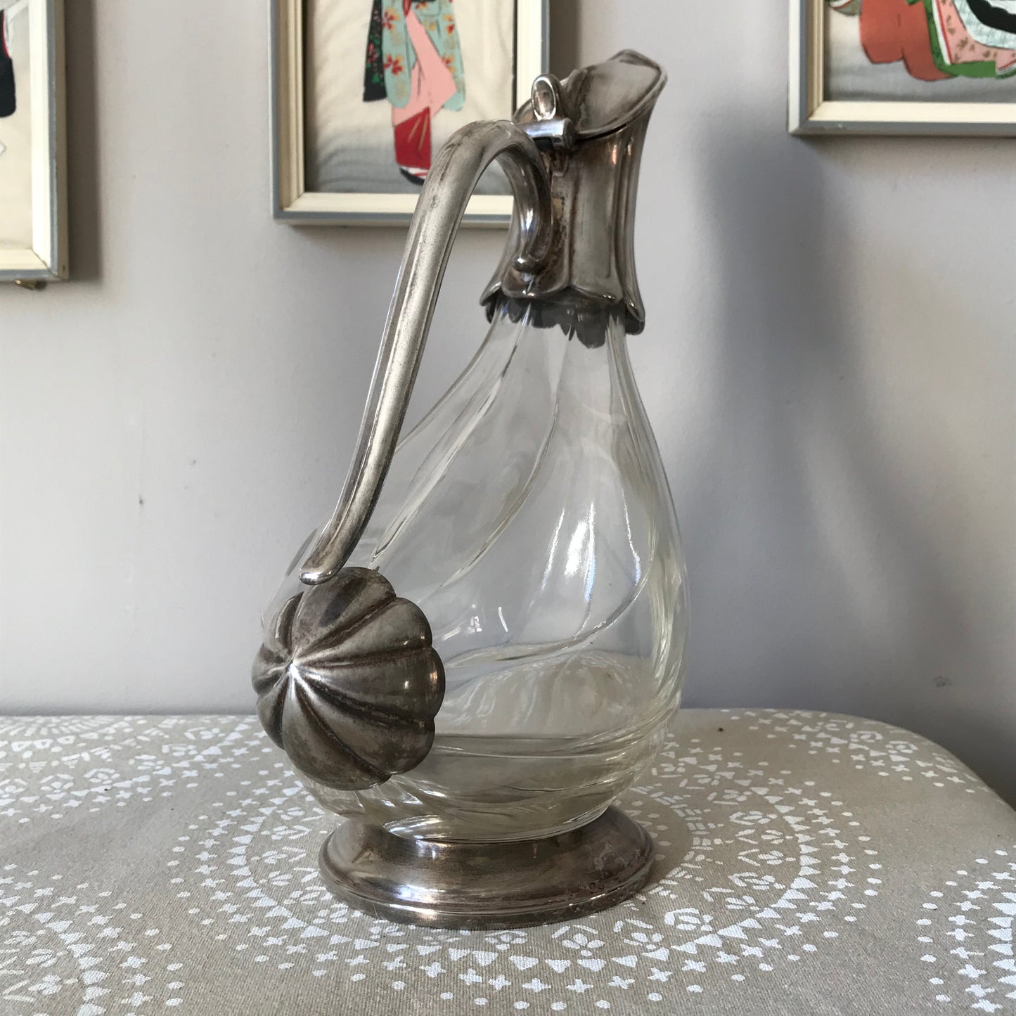 Italian Wine Pourer.