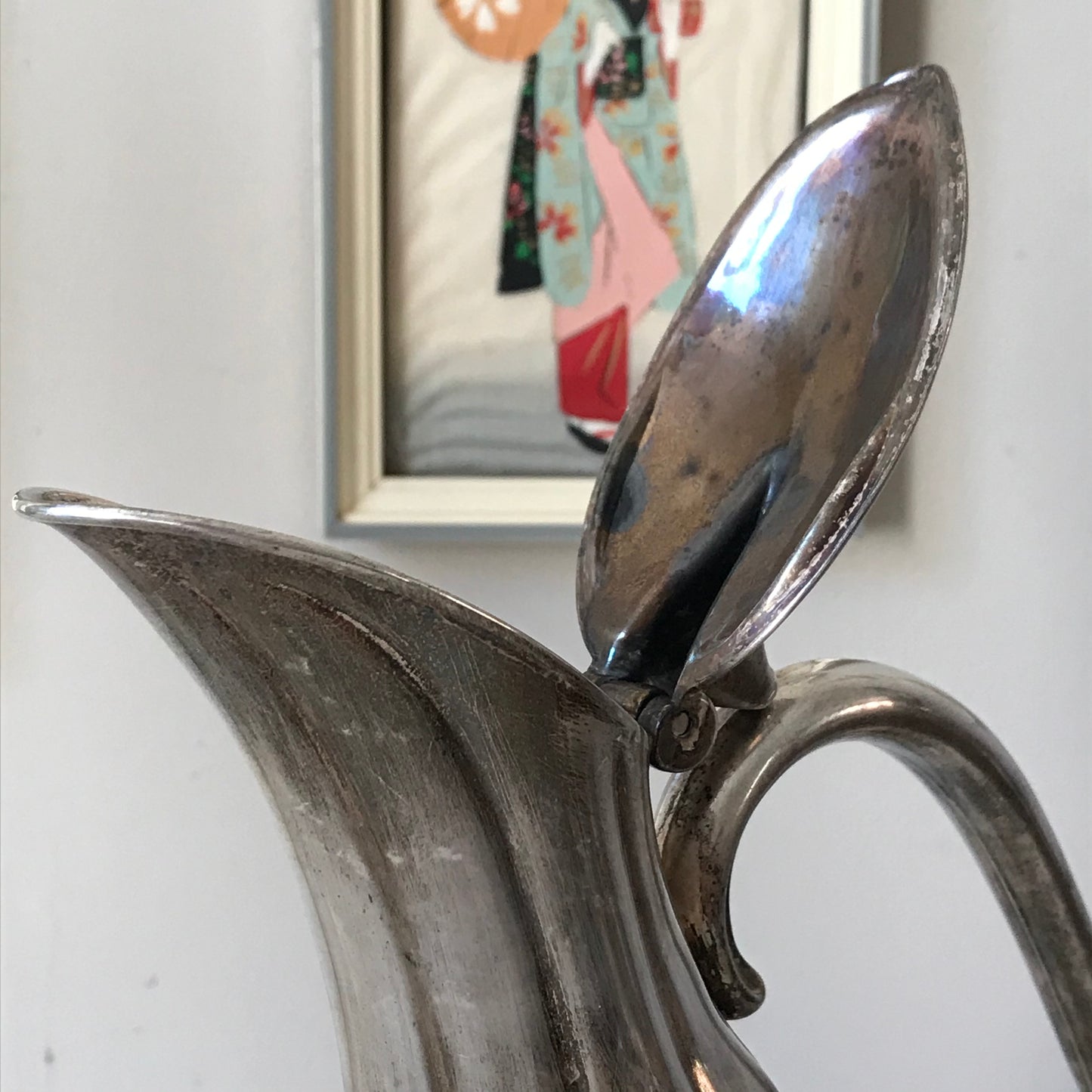 Italian Wine Pourer.