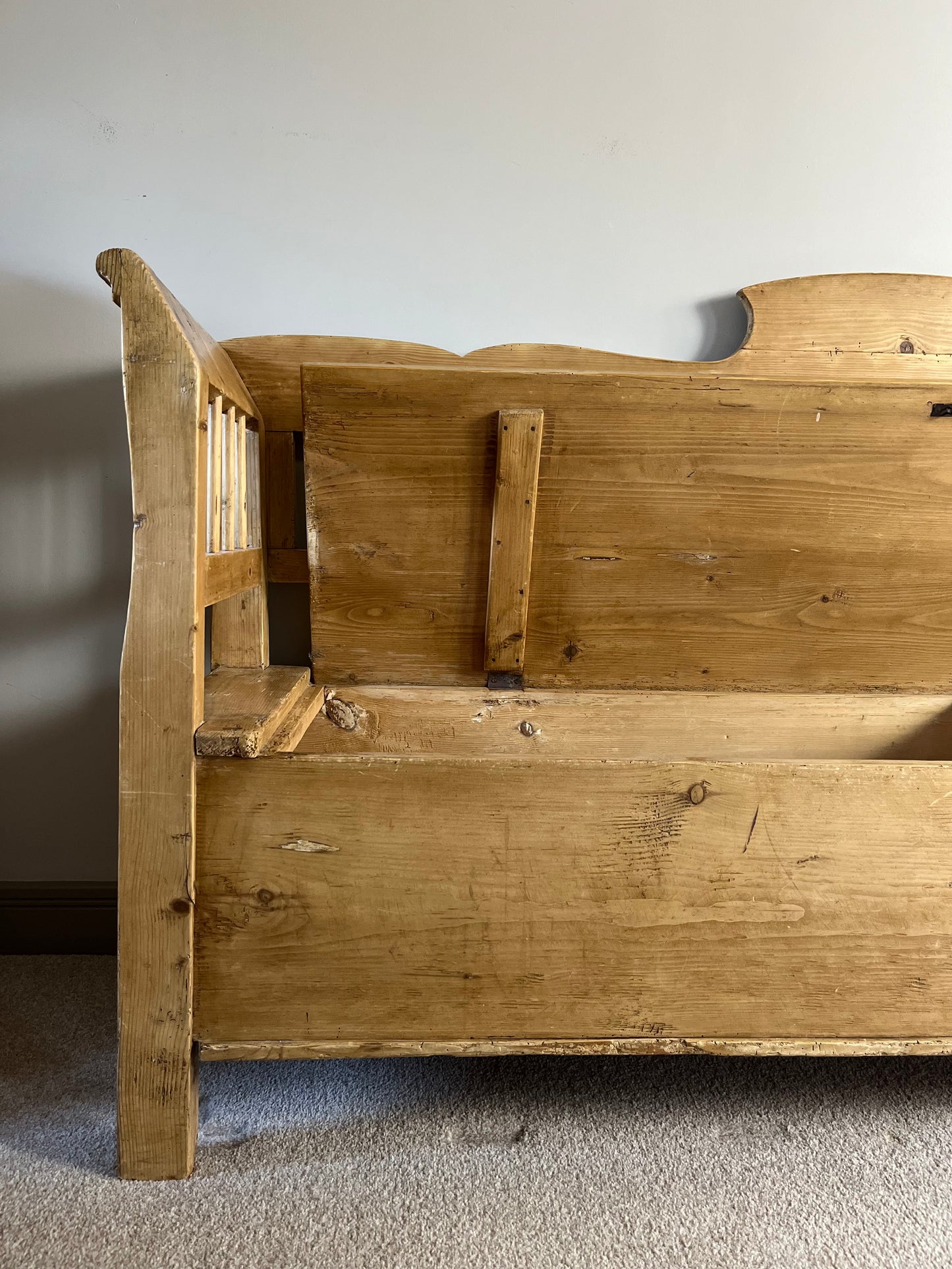Continental Pine Box Seat /Settle.