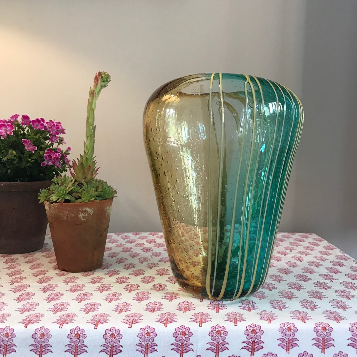 A Stylist Art Glass Vase.