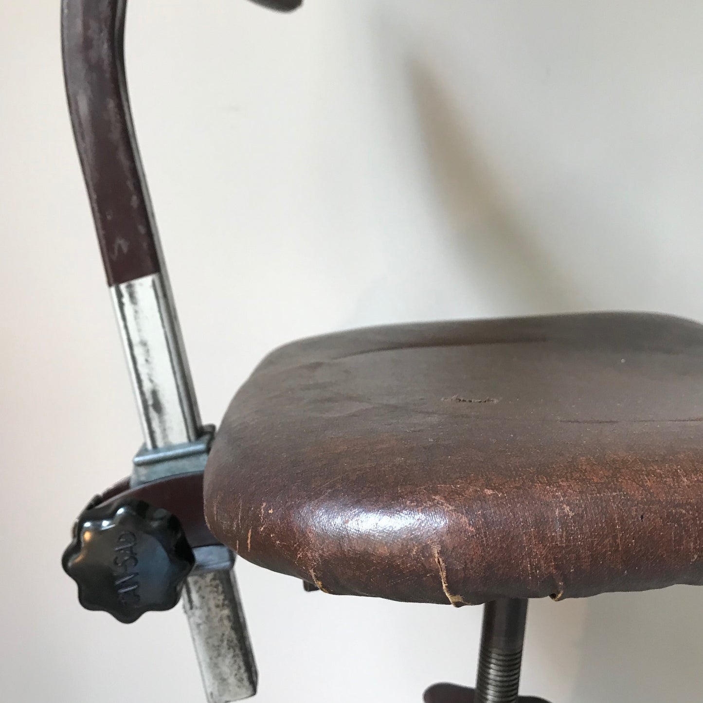 TanSad Factory Swivel Chair.