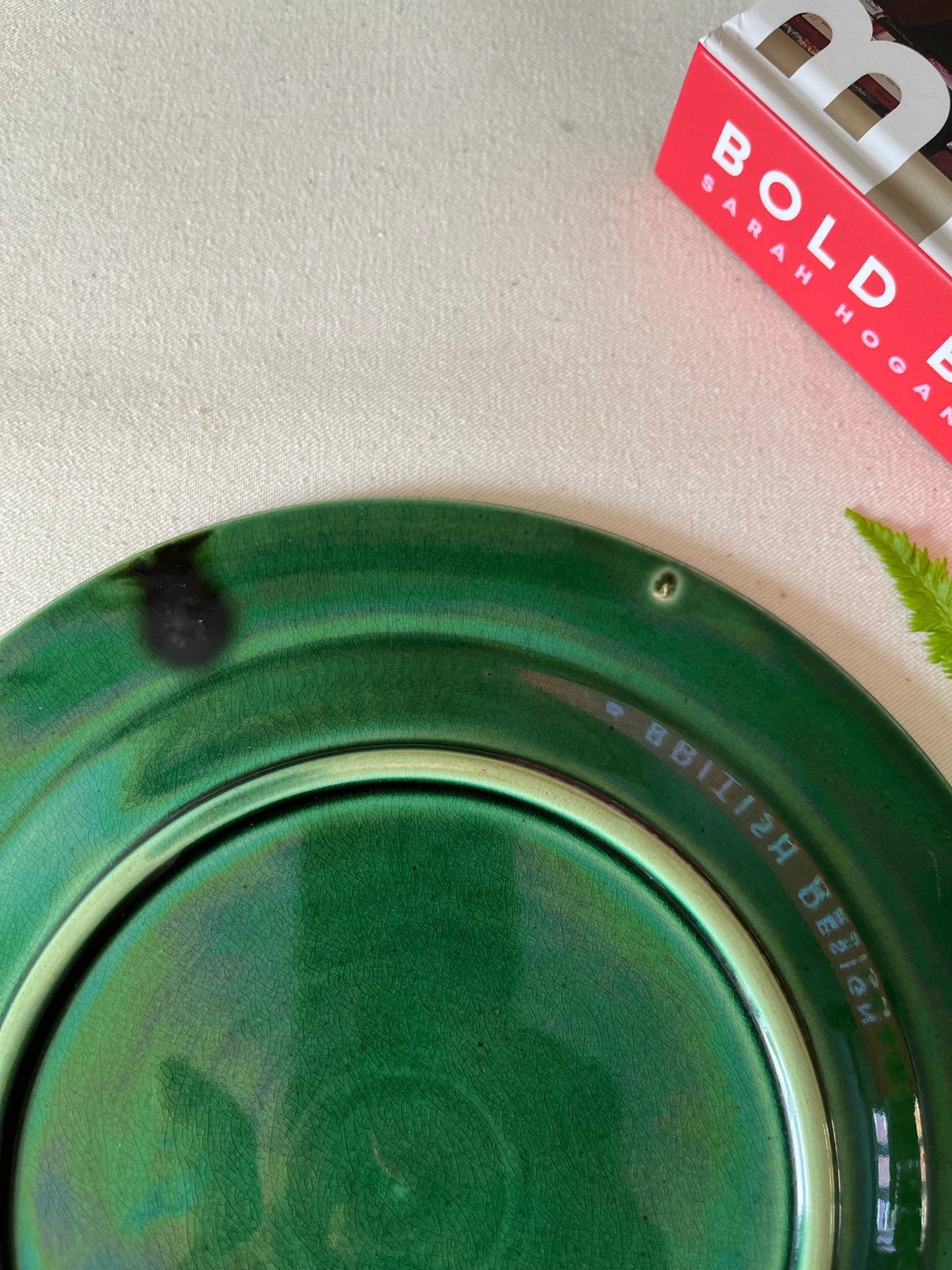 Majolica Leaf Plate.