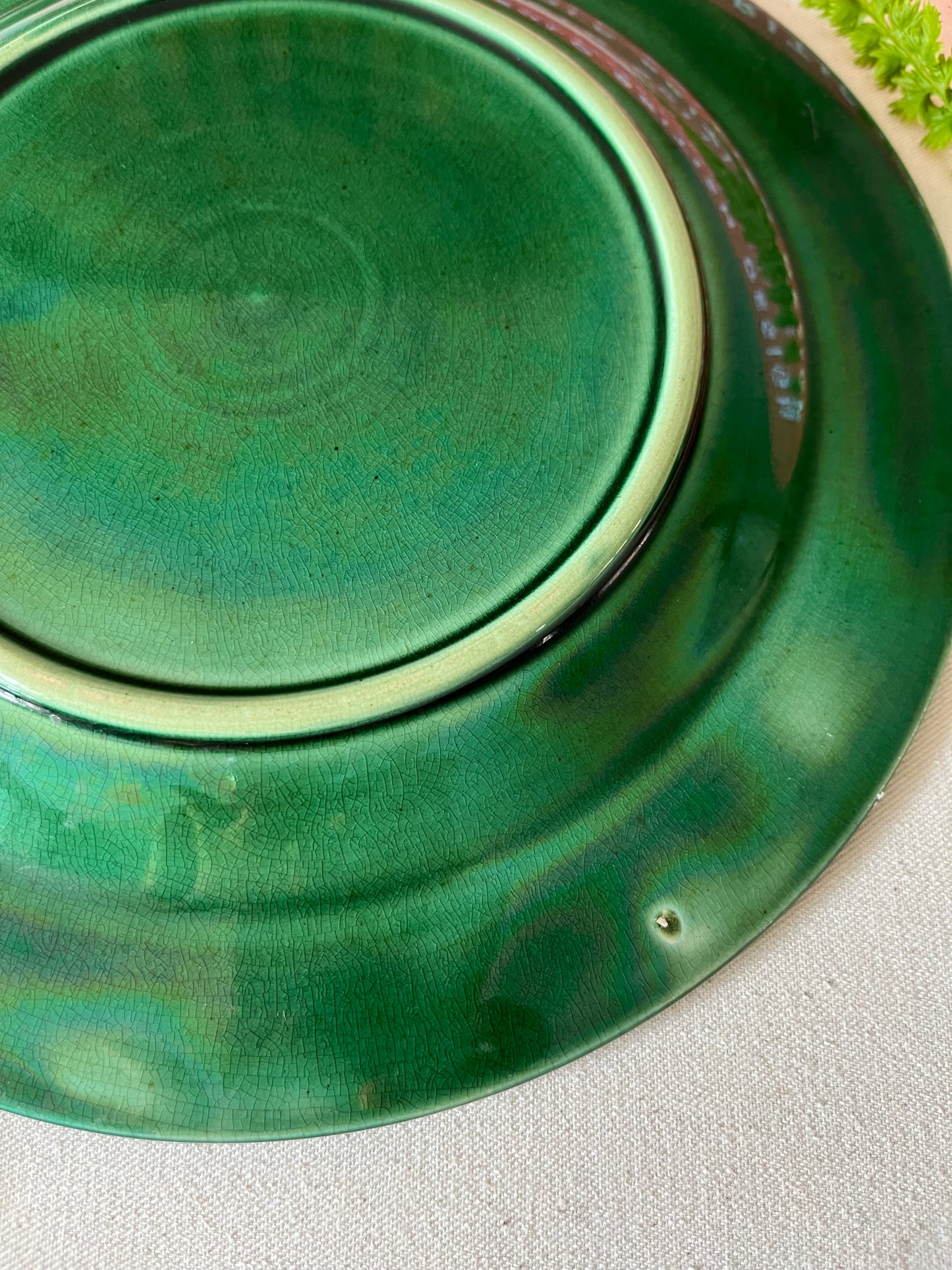 Majolica Leaf Plate.