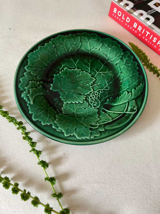 Majolica Leaf Plate.