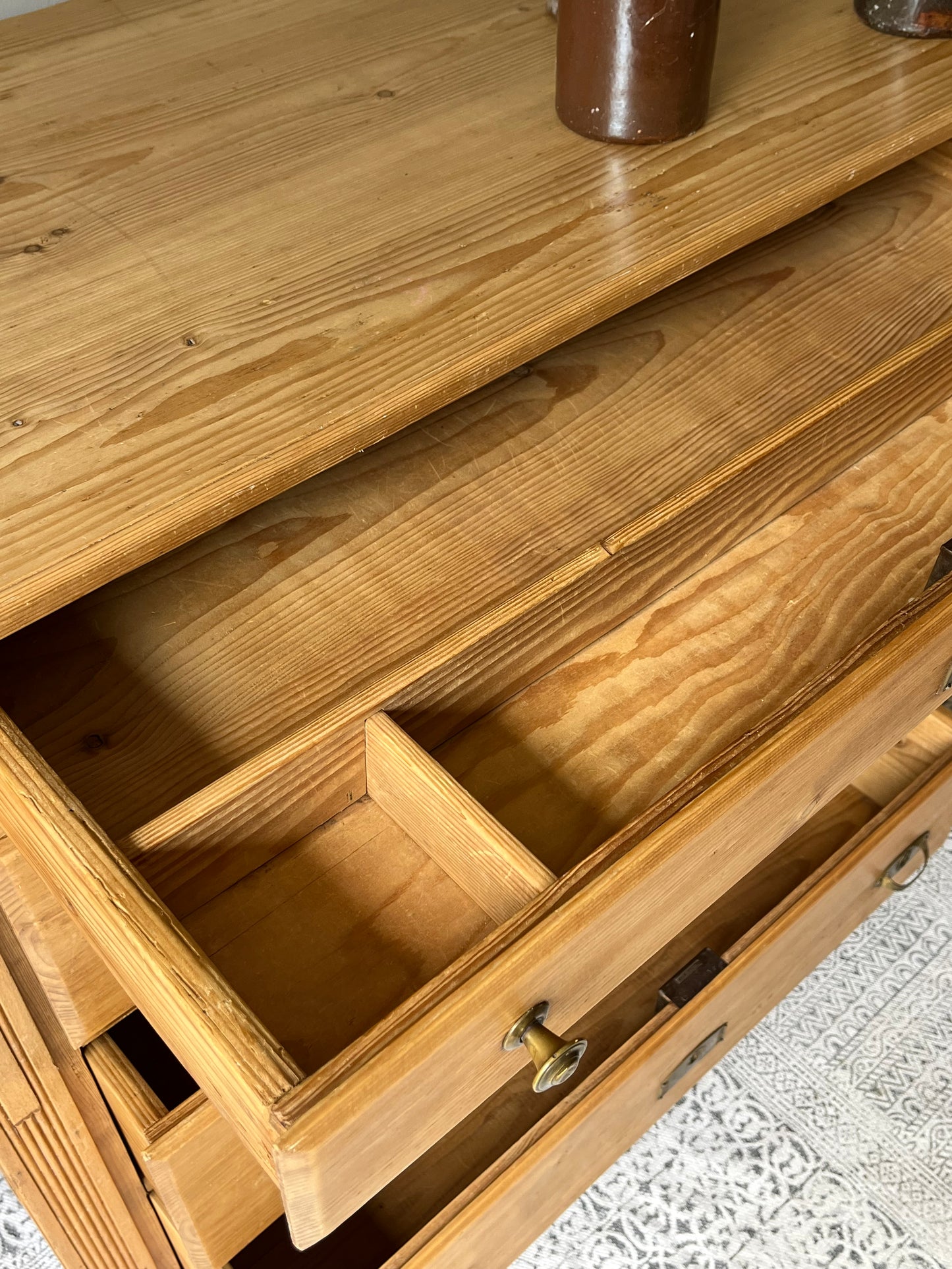 Continental Pine Chest of Drawers.
