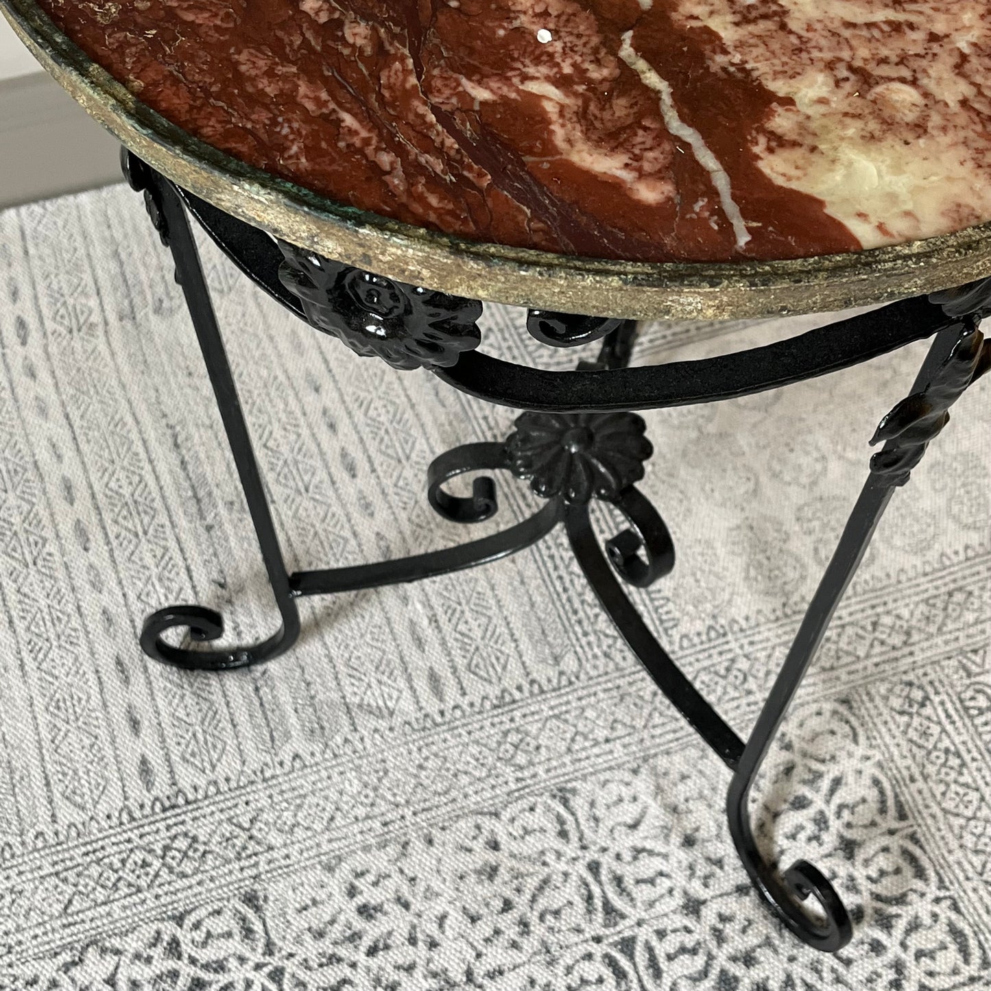 Pretty Side Table.