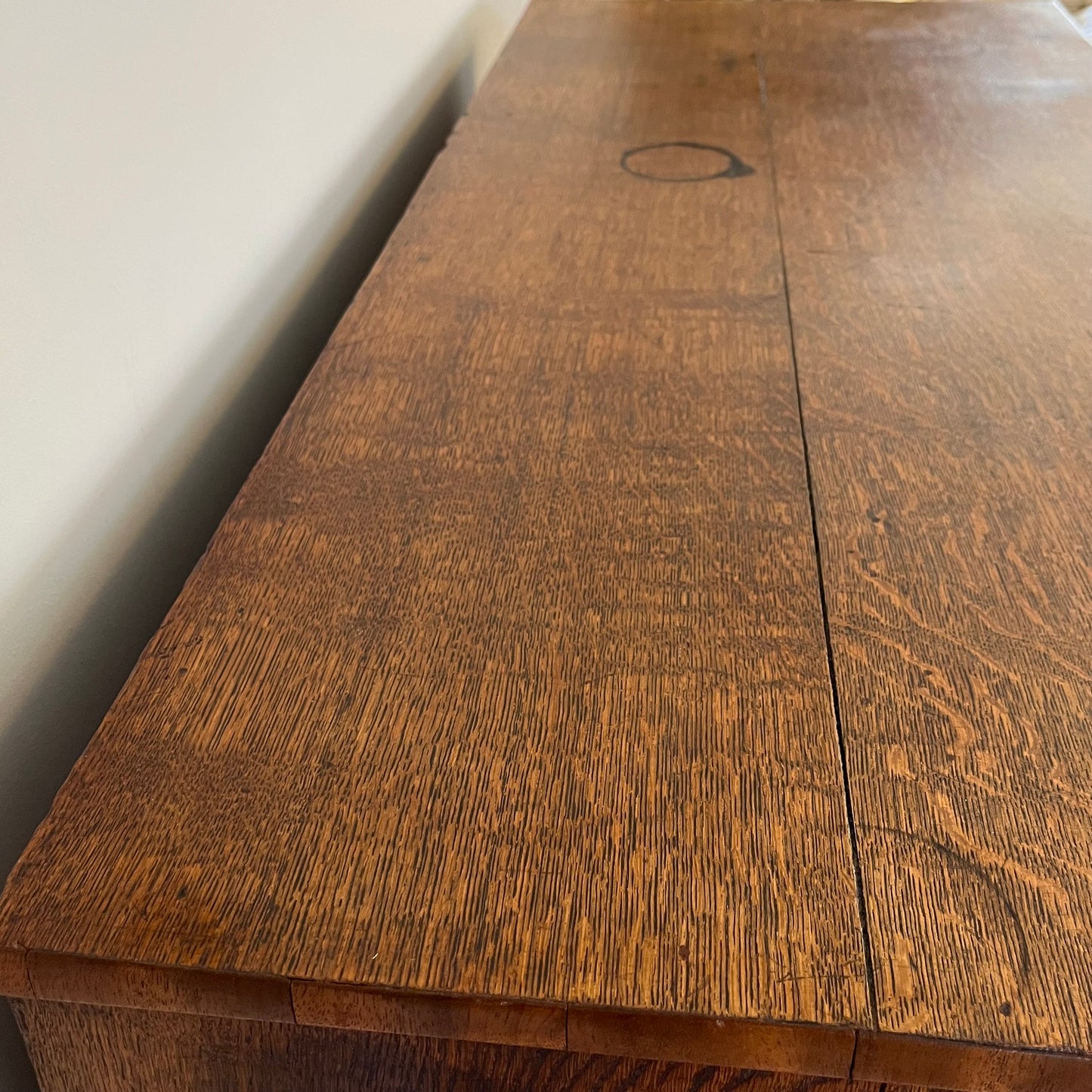 Oak Chest of Drawers.
