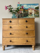 Load image into Gallery viewer, Pine Chest of Drawers.
