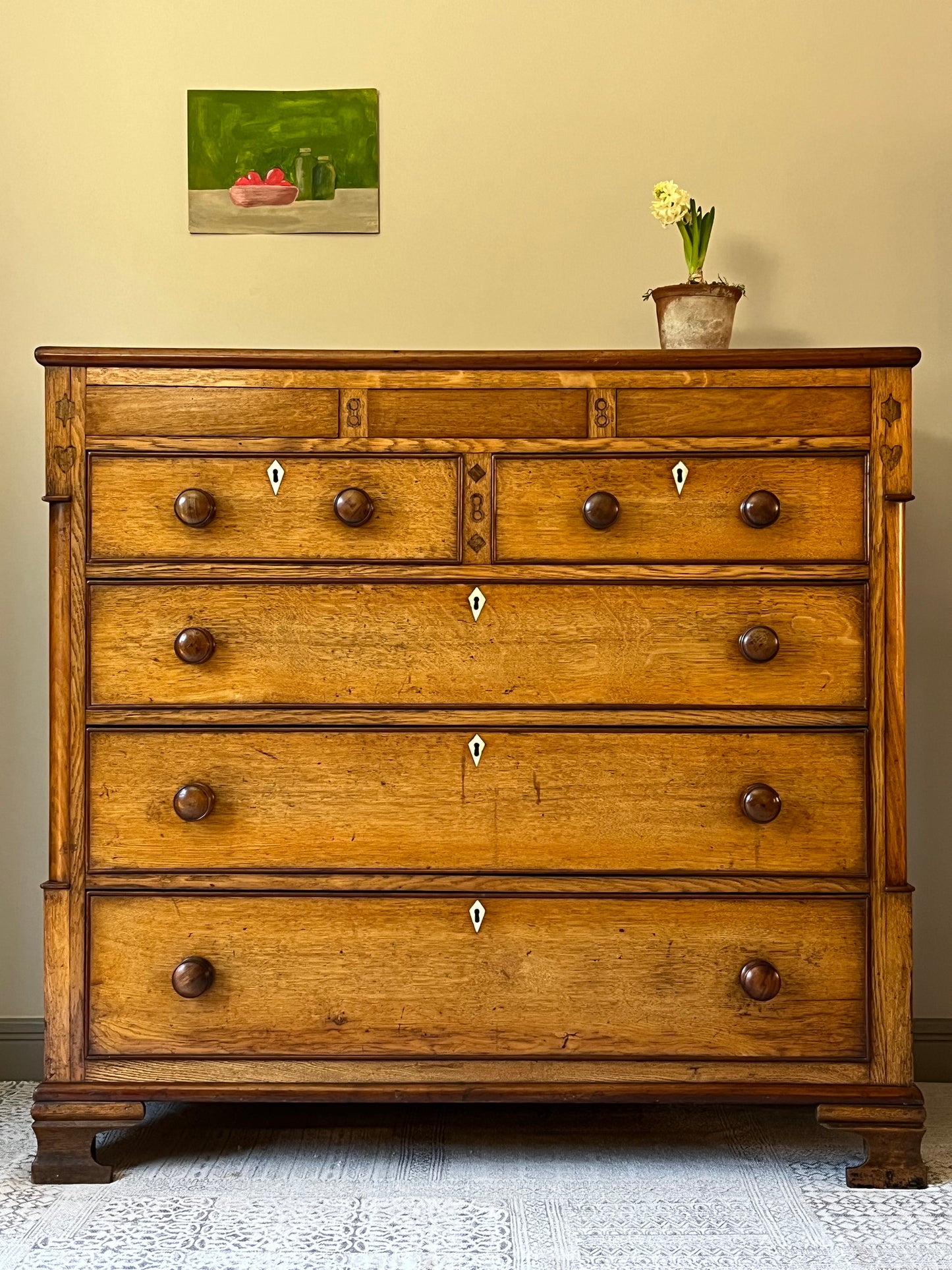 Golden Oak Chest of Drawers.
