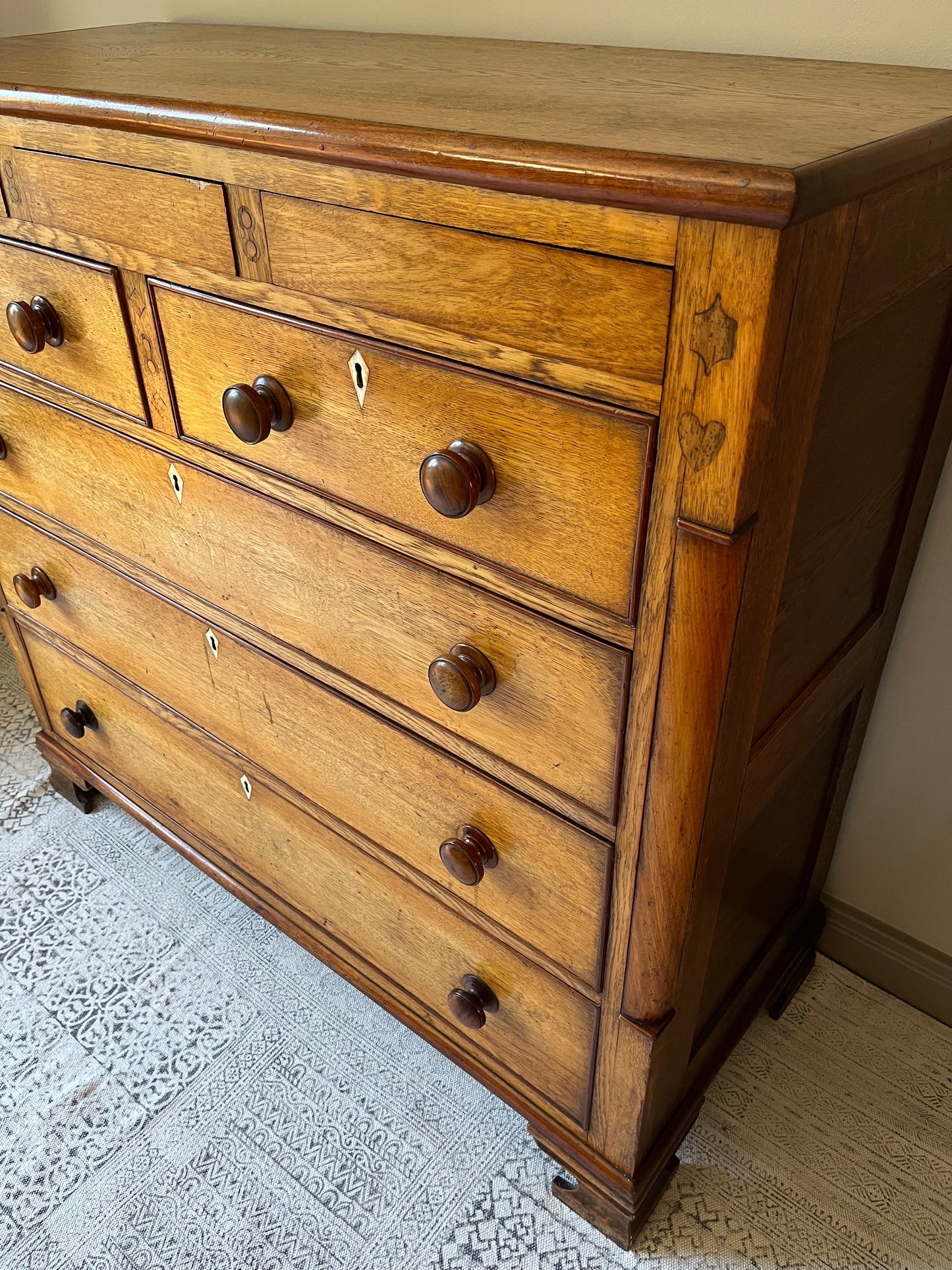 Golden Oak Chest of Drawers.