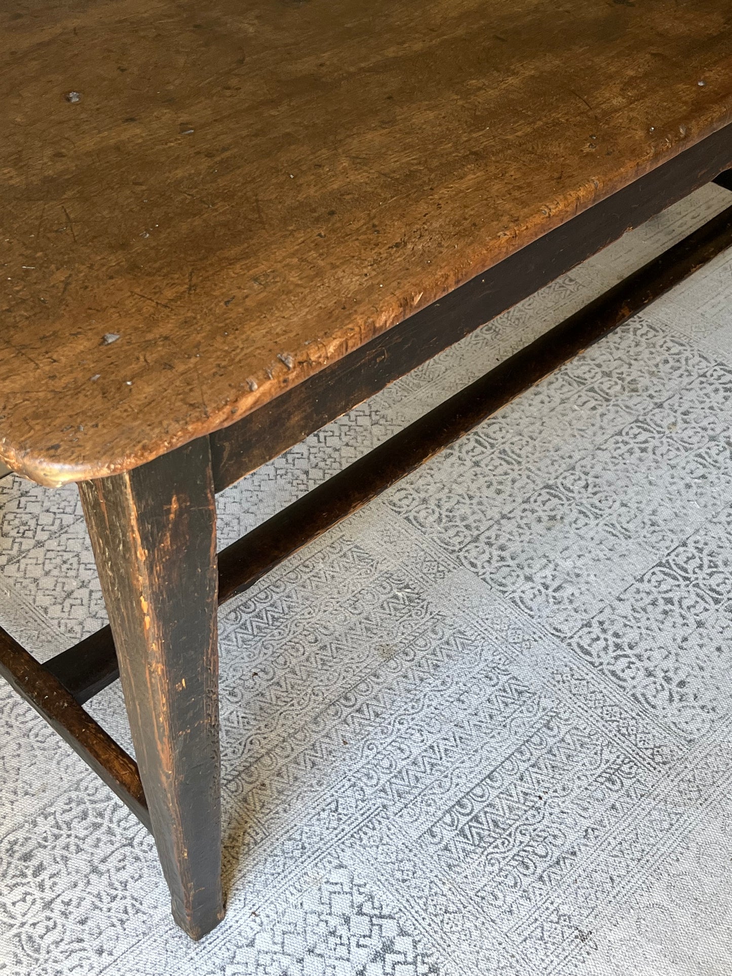 Country Farmhouse Dining Table.