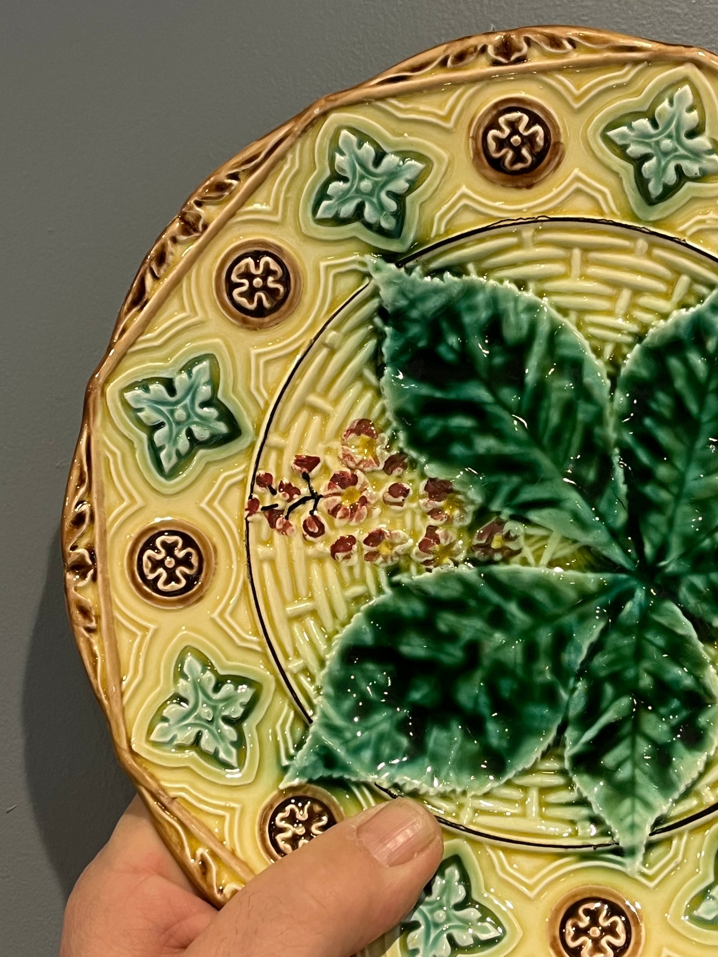 A Pair of Majolica Plates.
