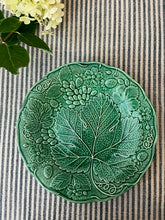 Load image into Gallery viewer, Majolica Plate.
