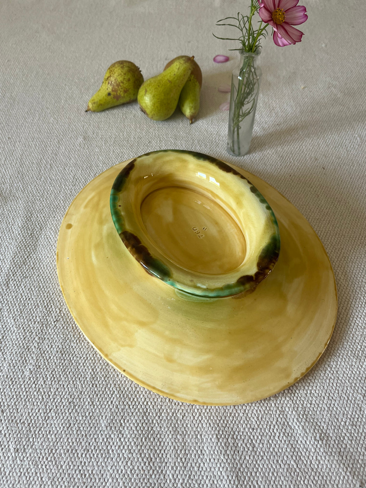 Majolica Footed Dish.
