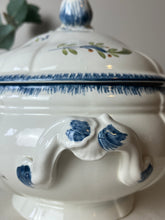 Load image into Gallery viewer, French Tureen.
