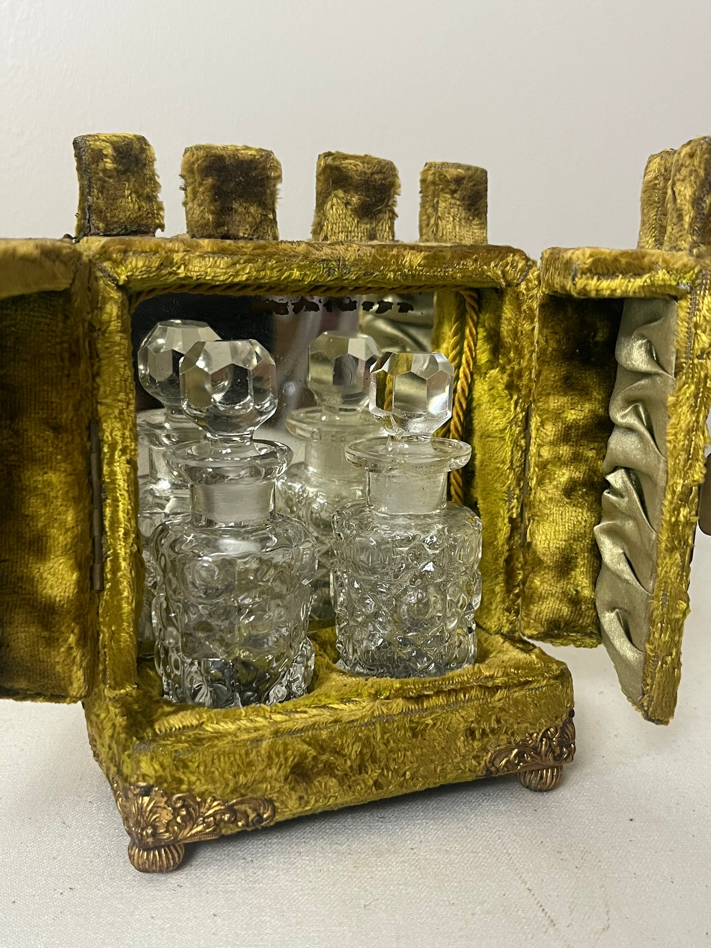Perfume Travel Casket.