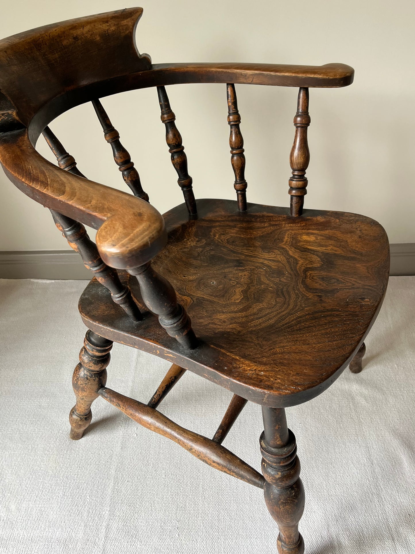 Captain Chair.