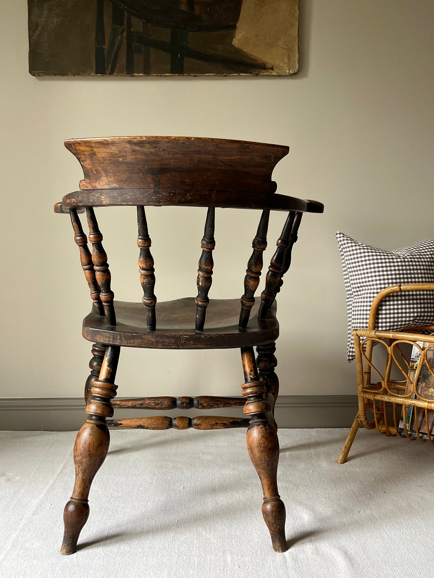 Captain Chair.