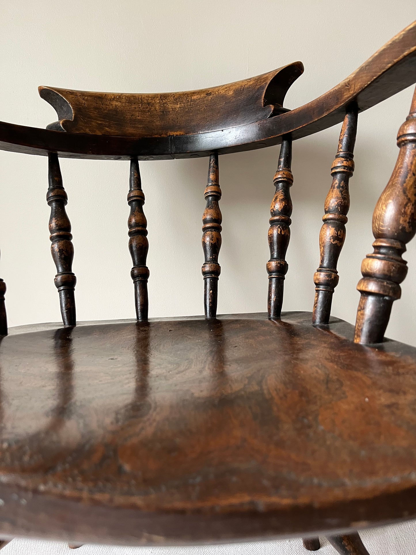Captain Chair.