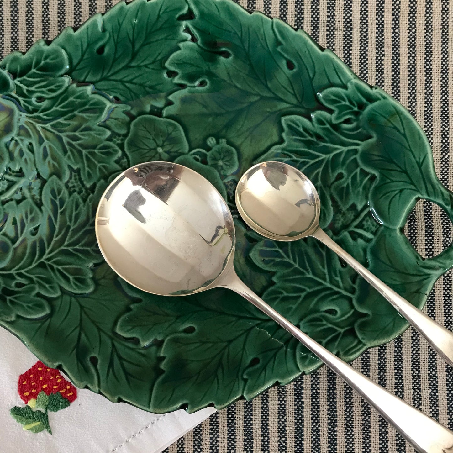 Majolica Serving Plate.