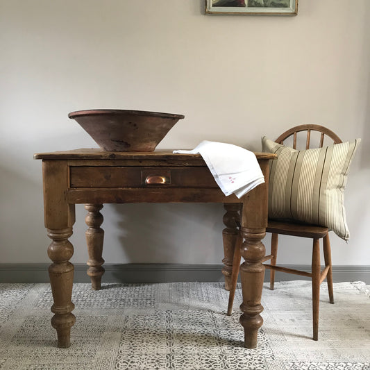 Country Pine Table.