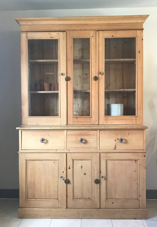 Country Pine Dresser.